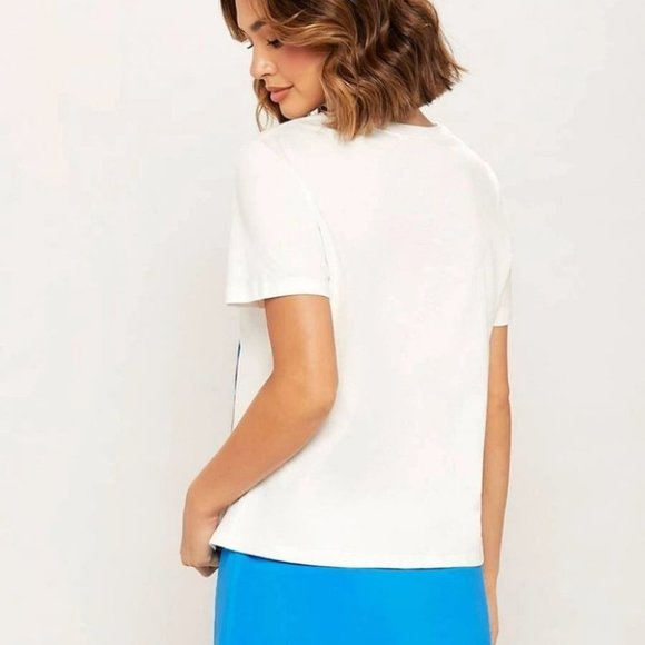 Contemporary On trend Figure Graphic Tee shirt top - Picture 5 of 5